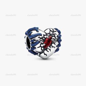 Pandora Stranger Things Glow-in-the-dark Heart Charm